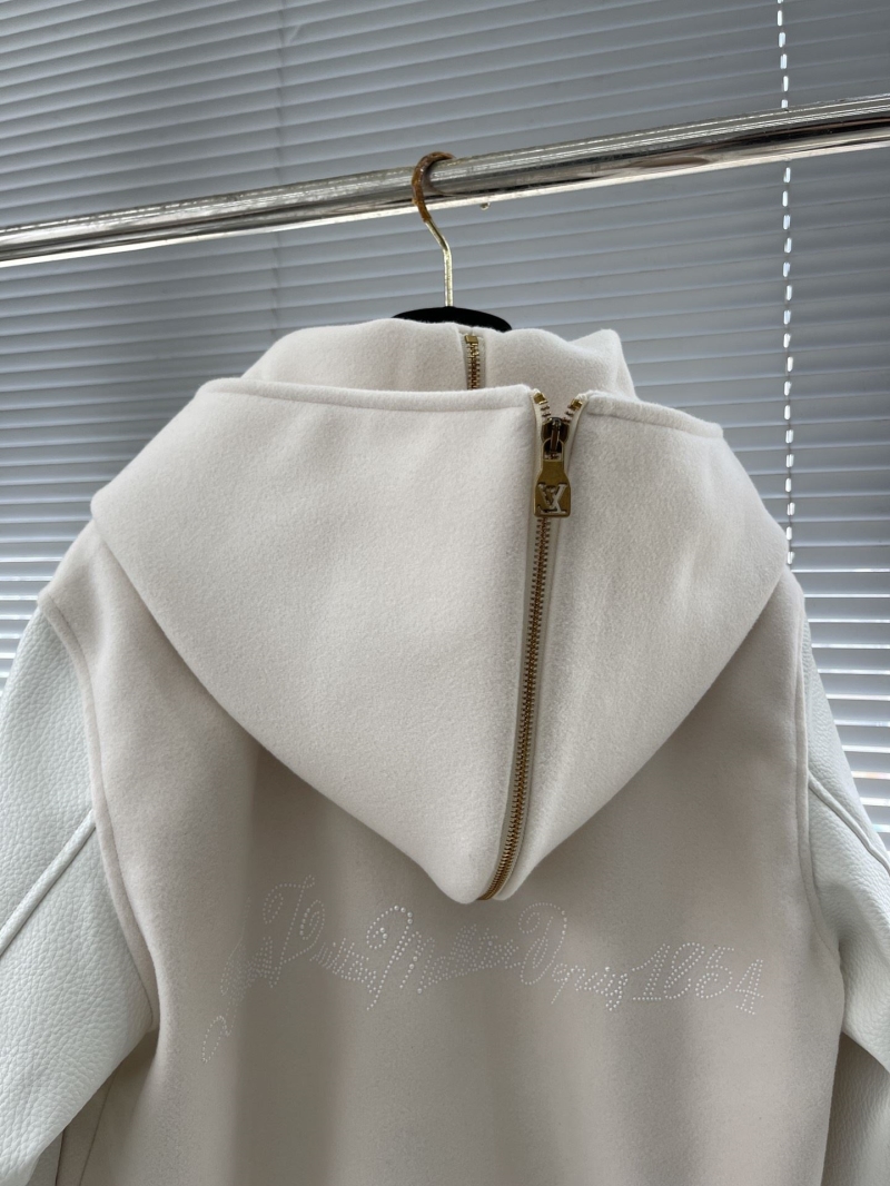 l0vis Vvtt0n outwear